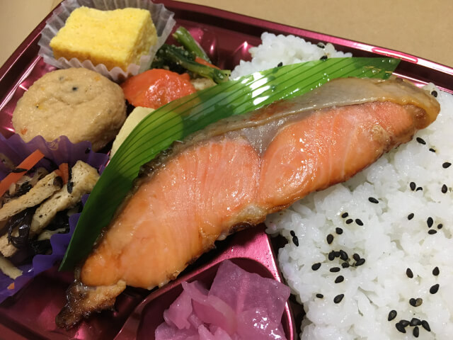 幕張メッセのイベント規模別に適したお弁当の種類
